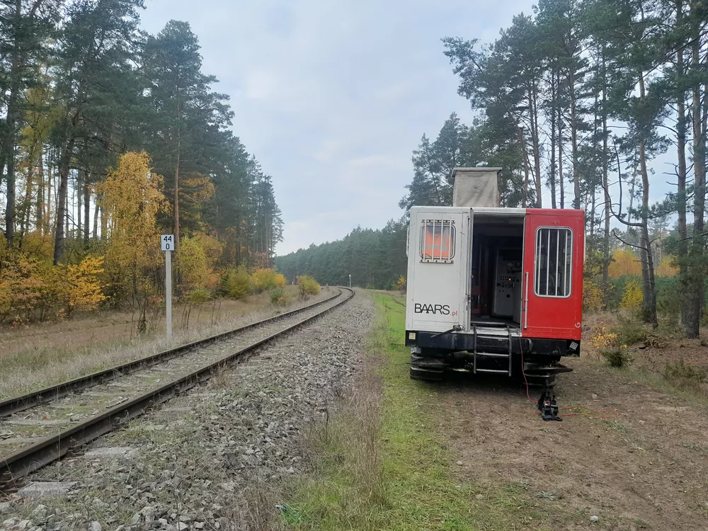 zbieranie próbki ziemi